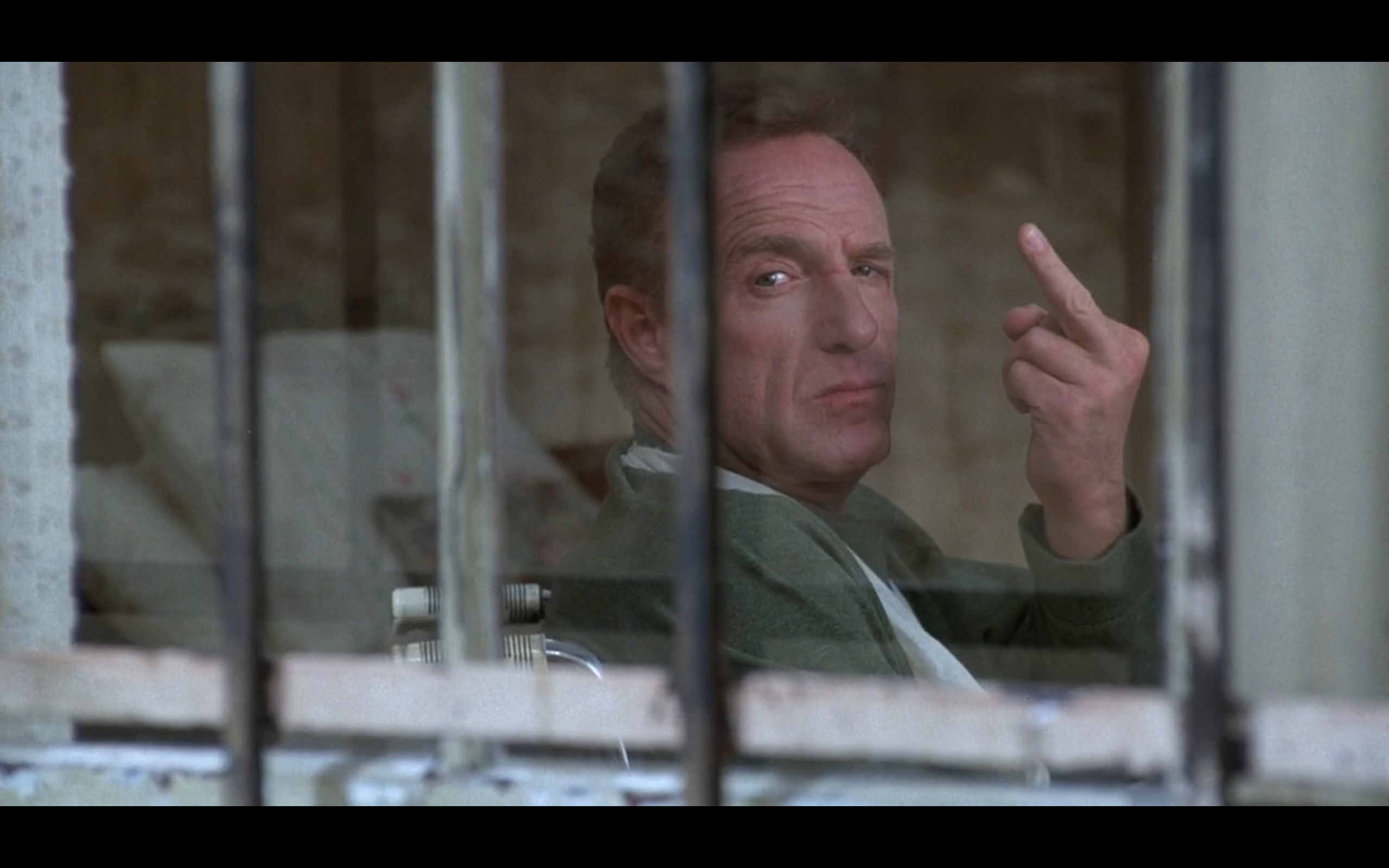 危情十日剧照的剧照