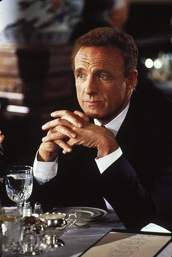 危情十日剧照的剧照