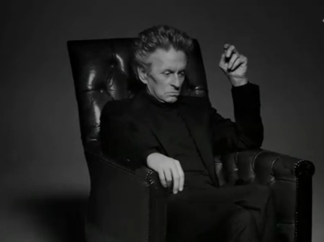 十四位演员的一分钟表演剧照的剧照