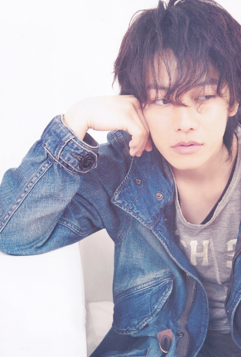 她爱上了我的谎剧照的剧照