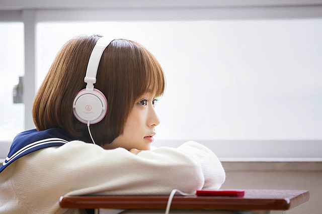 她爱上了我的谎剧照的剧照