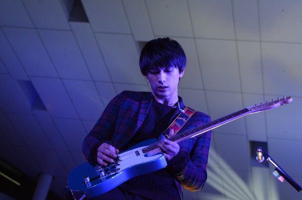 她爱上了我的谎剧照的剧照