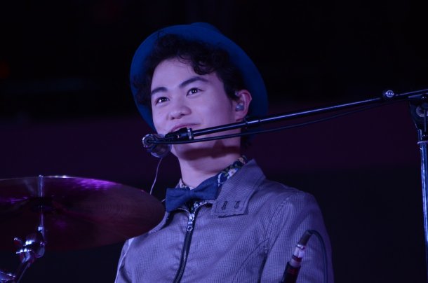 她爱上了我的谎剧照的剧照