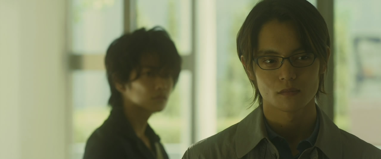 她爱上了我的谎剧照的剧照