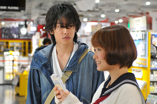 她爱上了我的谎剧照的剧照