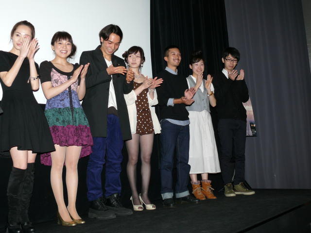 没有人活着吗？剧照的剧照