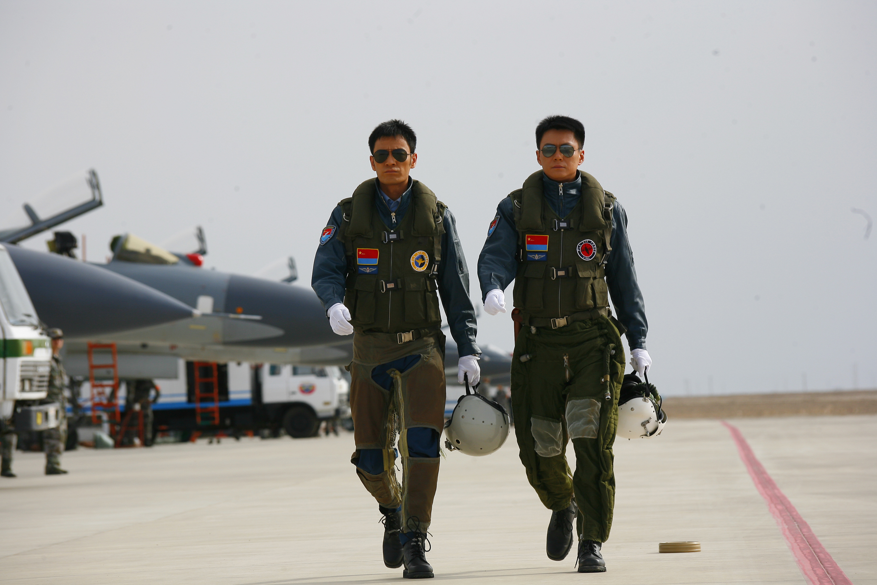 歼十出击剧照的剧照