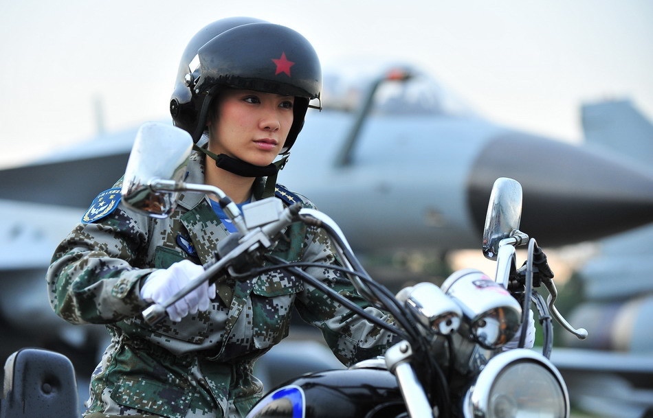 歼十出击剧照的剧照