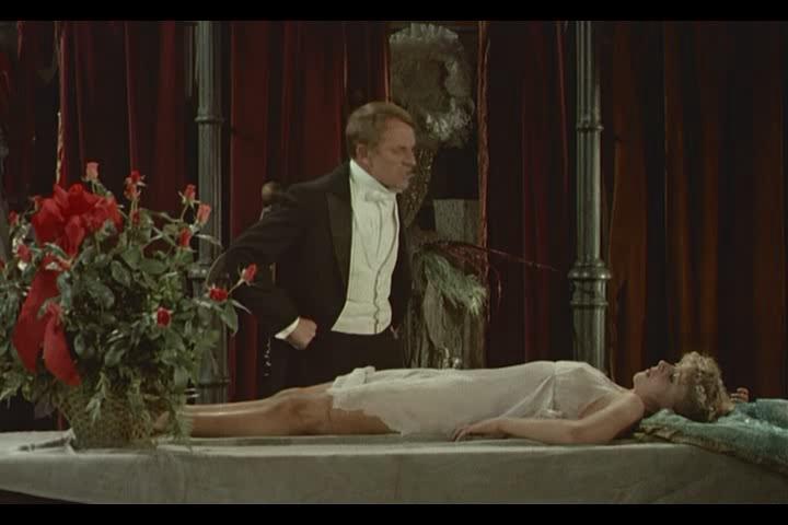 露露剧照的剧照