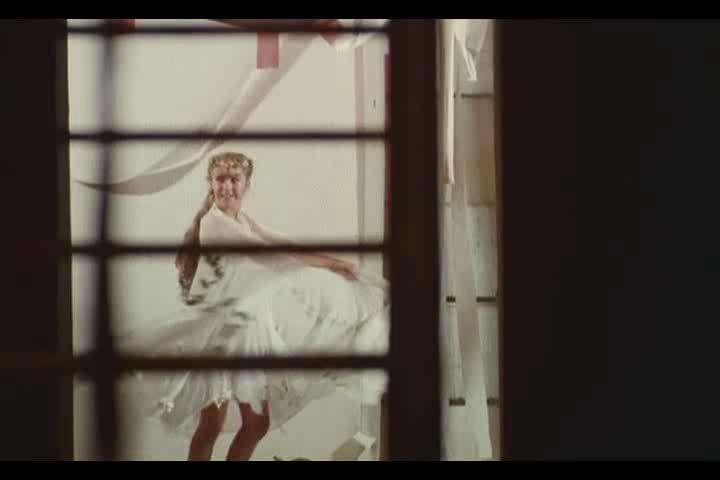 露露剧照的剧照