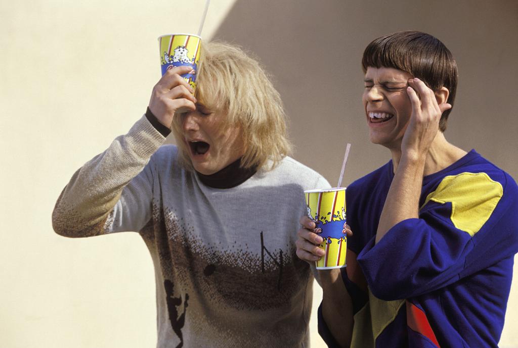 两个头一个大剧照的剧照