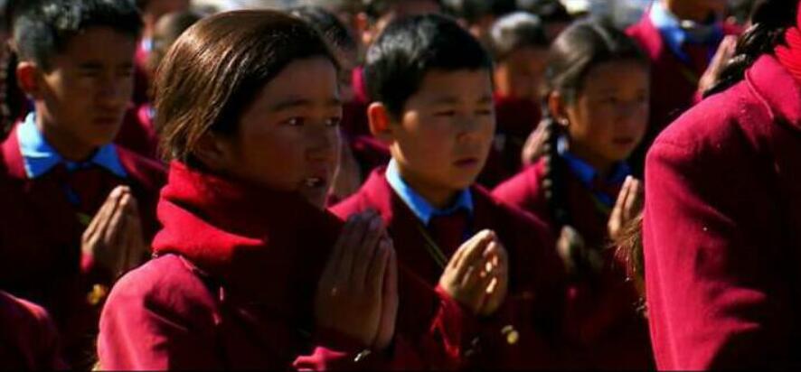 翻山涉水上学路剧照的剧照