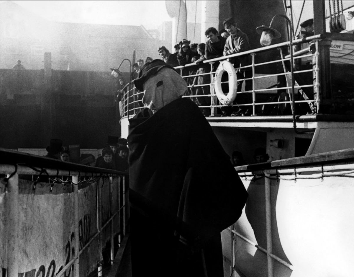 象人剧照的剧照