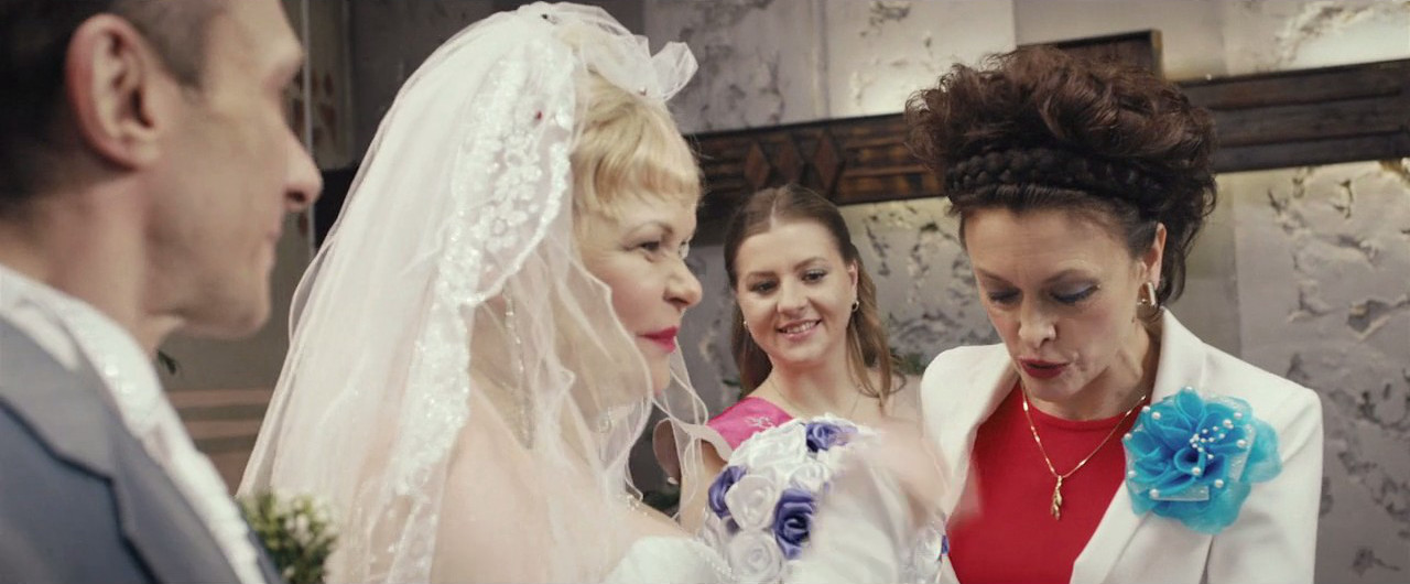 顿巴斯剧照的剧照