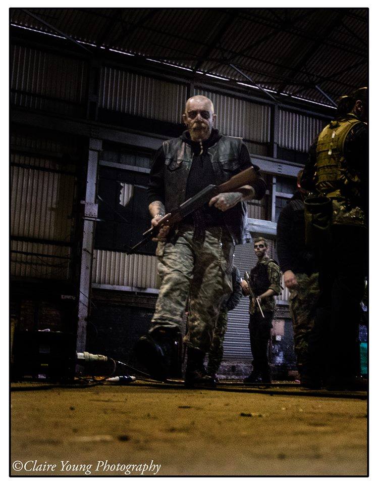 尸控警戒剧照的剧照