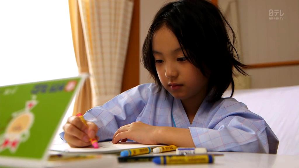 心理学家成海朔的挑战：少女为何必须失忆？剧照的剧照