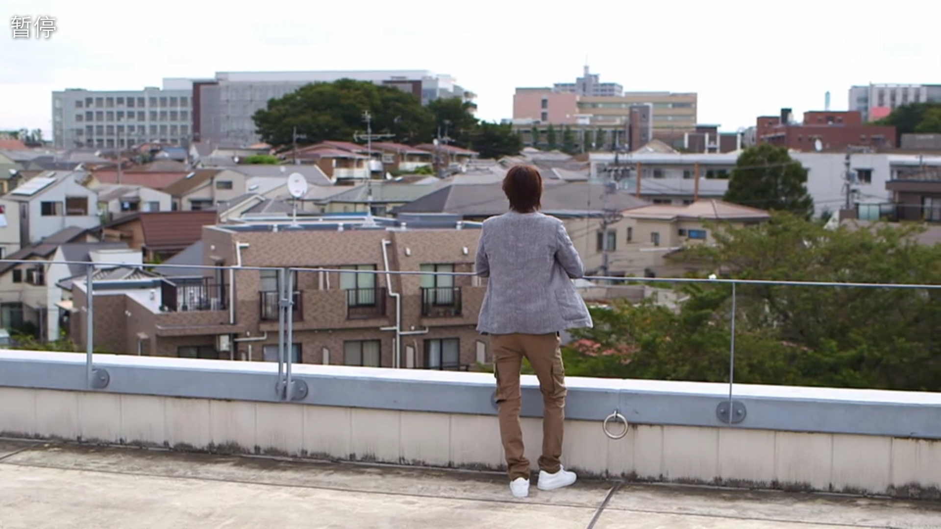 心理学家成海朔的挑战：少女为何必须失忆？剧照的剧照