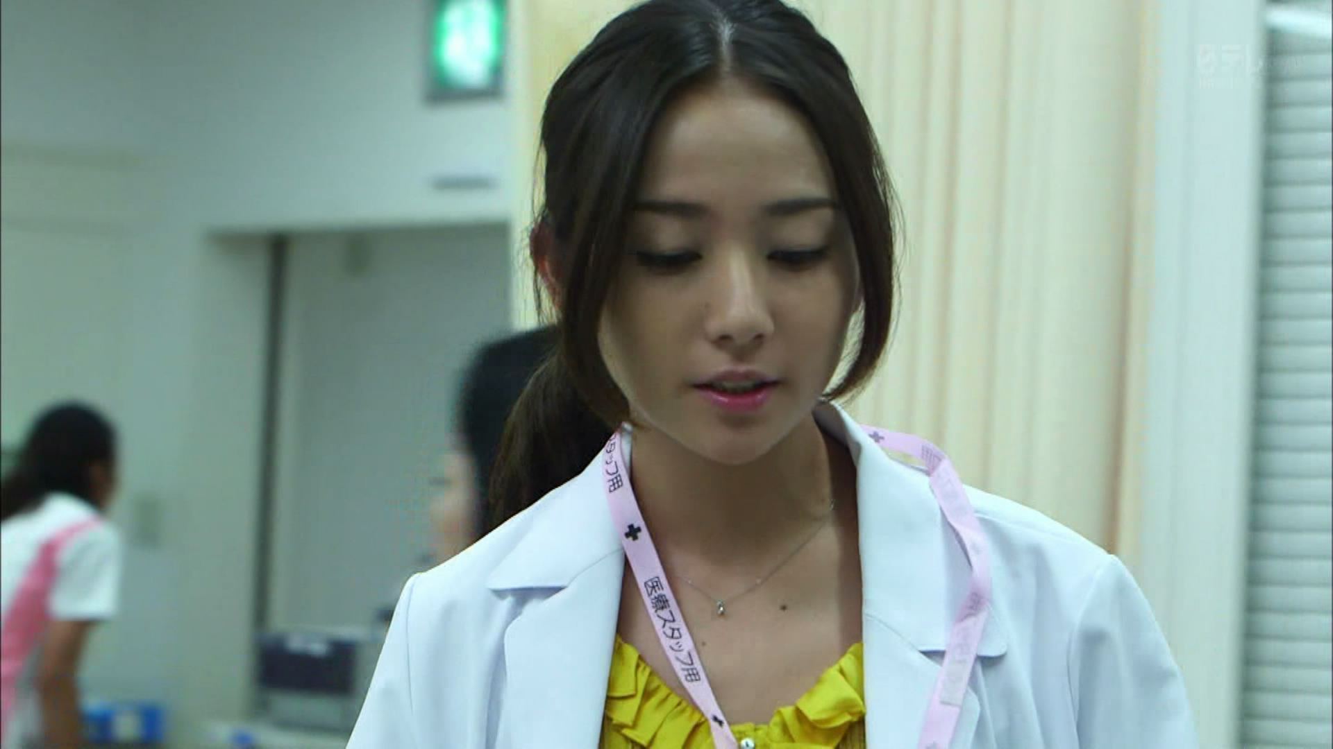 心理学家成海朔的挑战：少女为何必须失忆？剧照的剧照