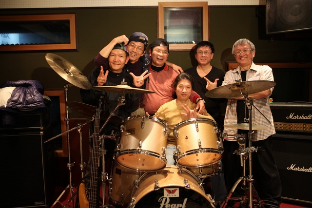 一首摇滚上月球剧照的剧照