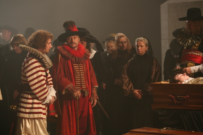 夜巡剧照的剧照