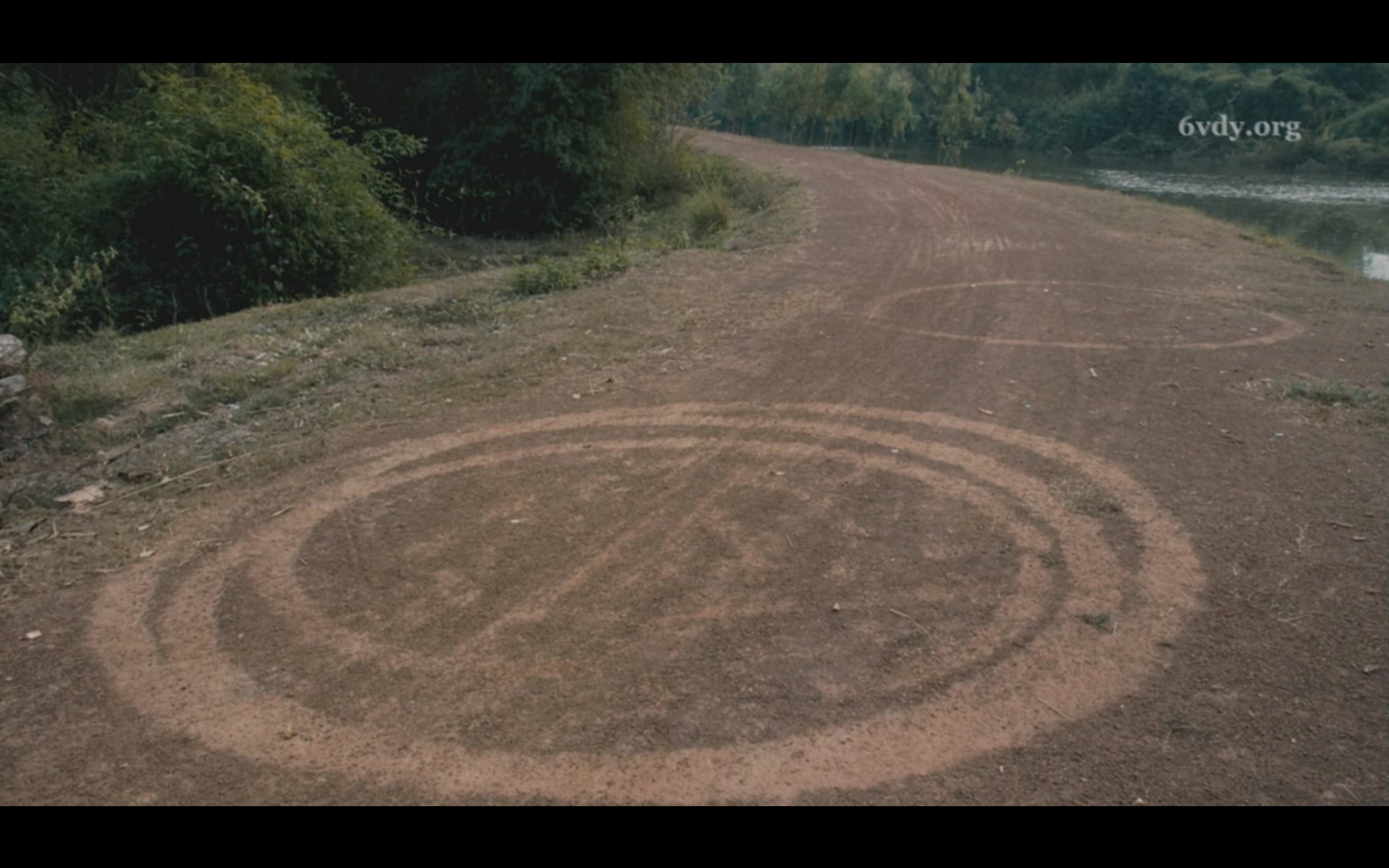 能召回前世的布米叔叔剧照的剧照