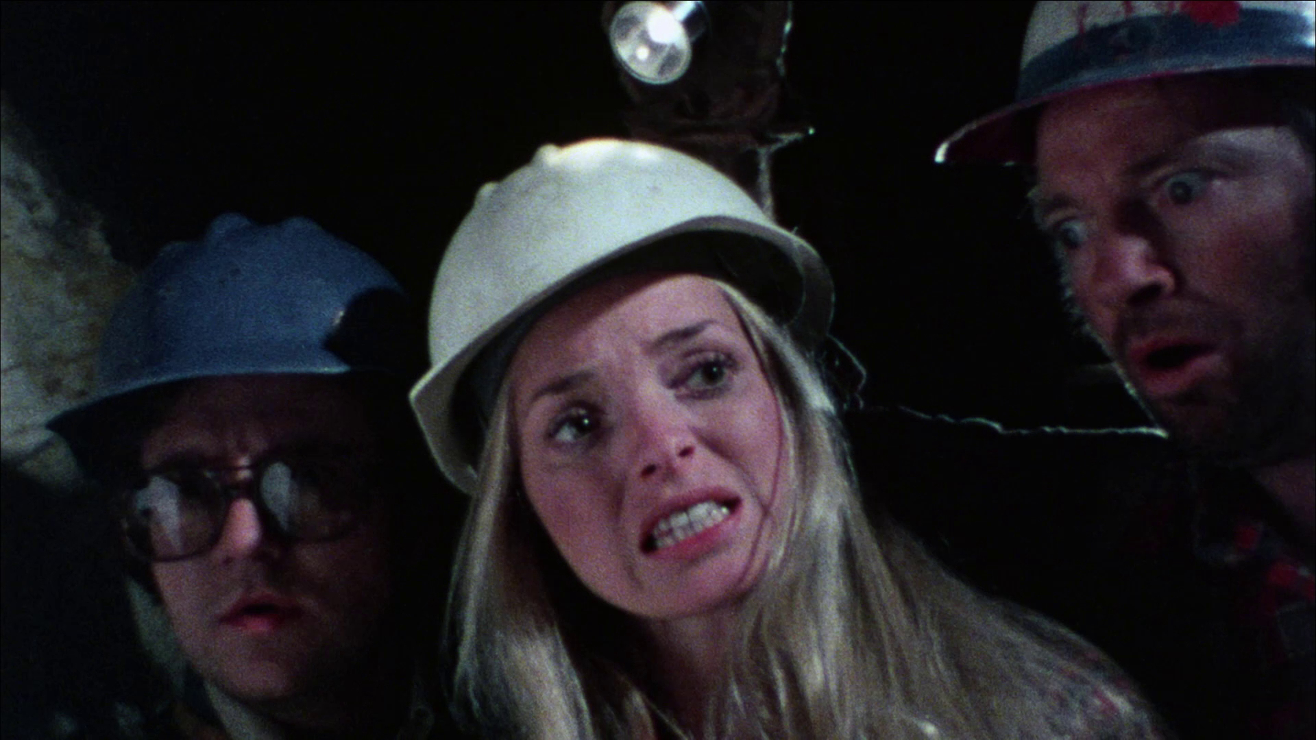 神秘洞穴剧照的剧照