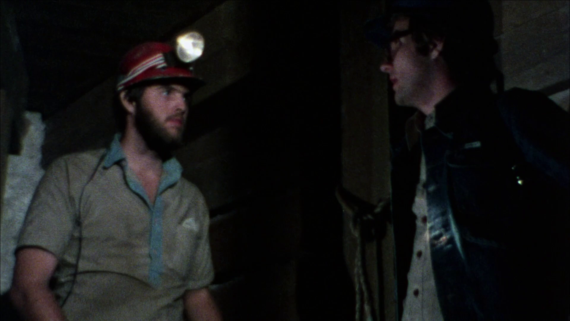 神秘洞穴剧照的剧照