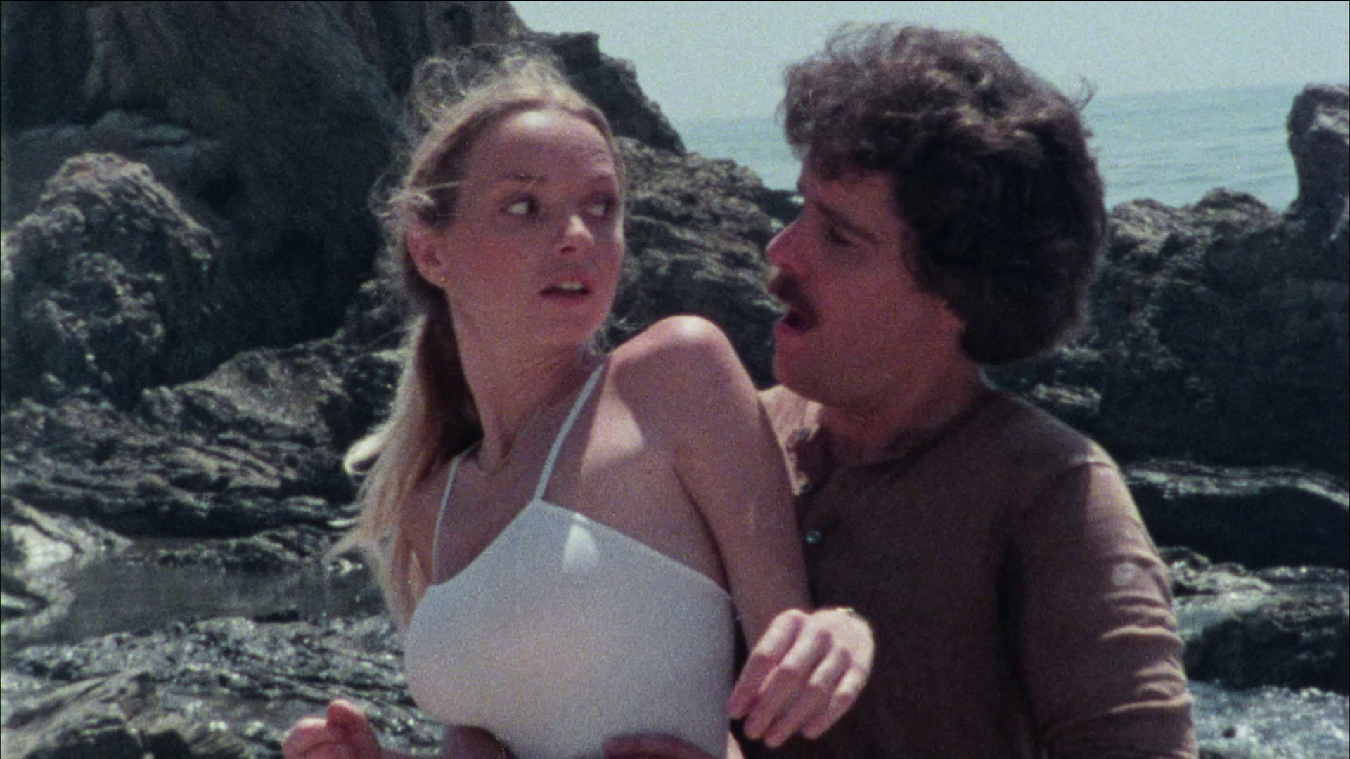 神秘洞穴剧照的剧照