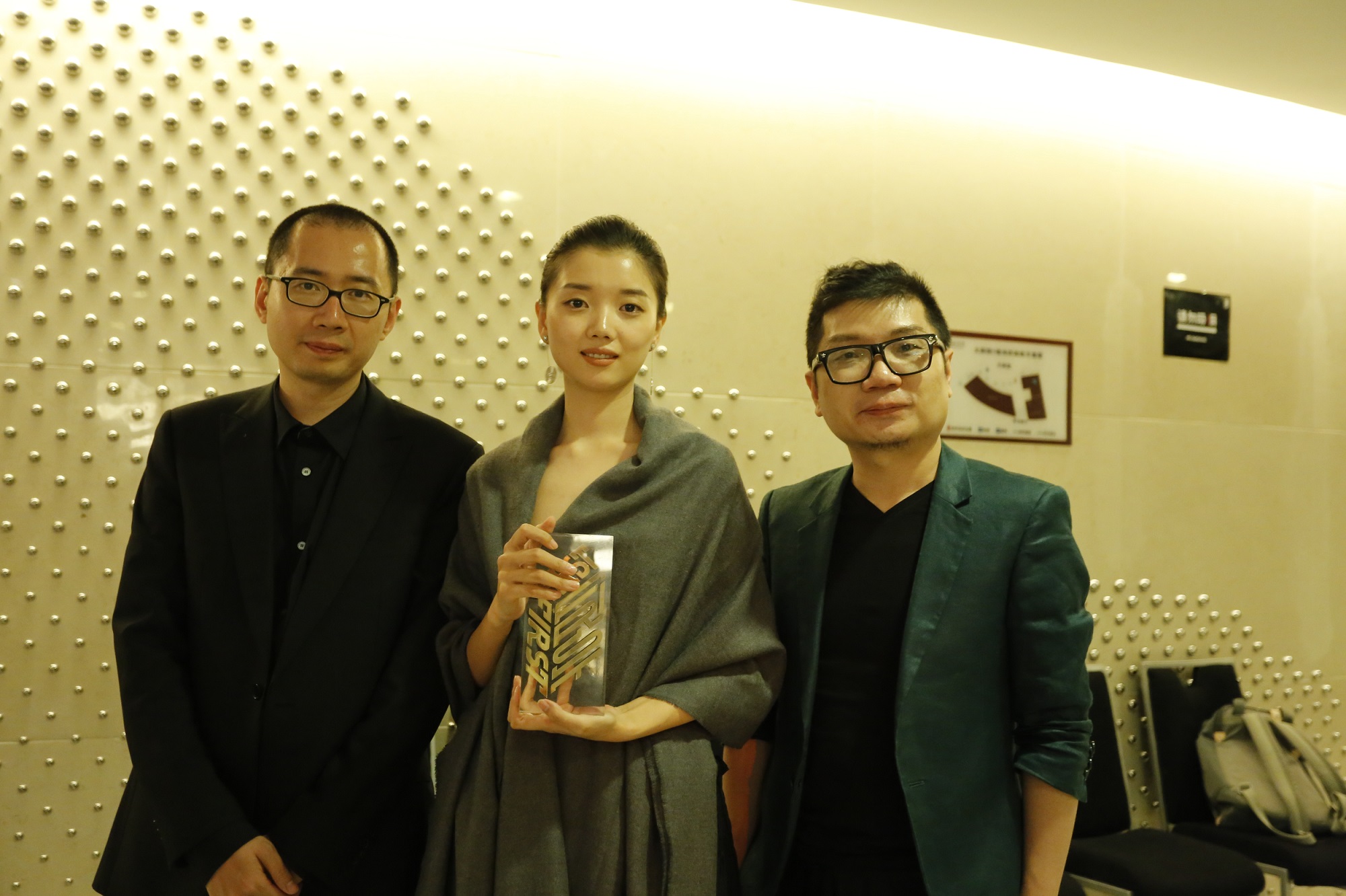 美丽剧照的剧照