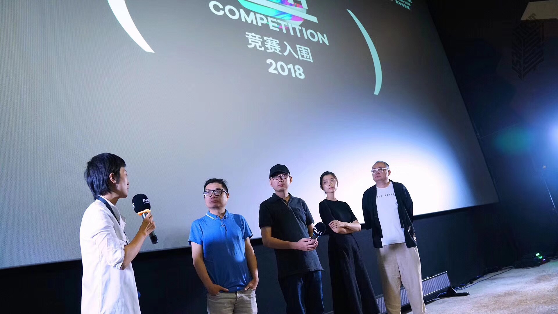 美丽剧照的剧照