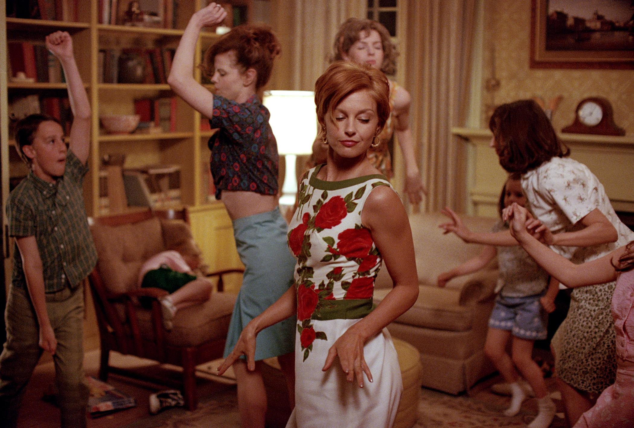 丫丫姐妹们的神圣秘密剧照的剧照