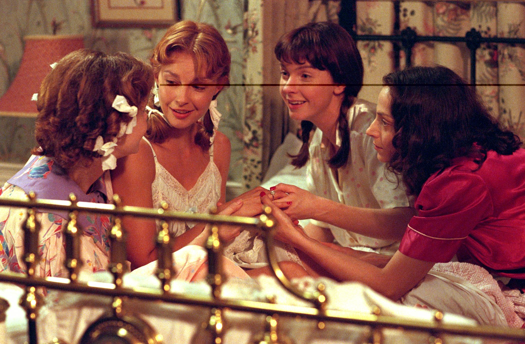 丫丫姐妹们的神圣秘密剧照的剧照