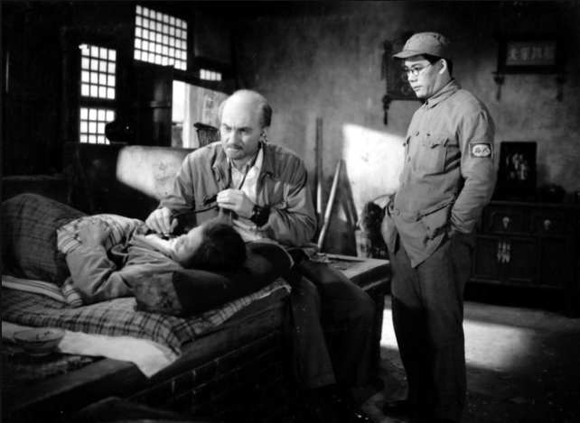 白求恩大夫剧照的剧照