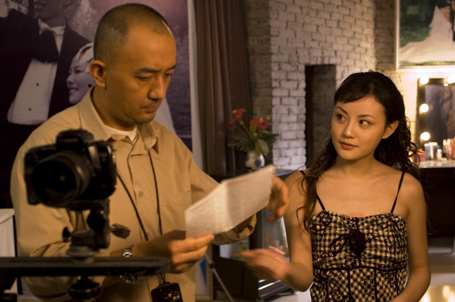 鸡犬不宁剧照的剧照