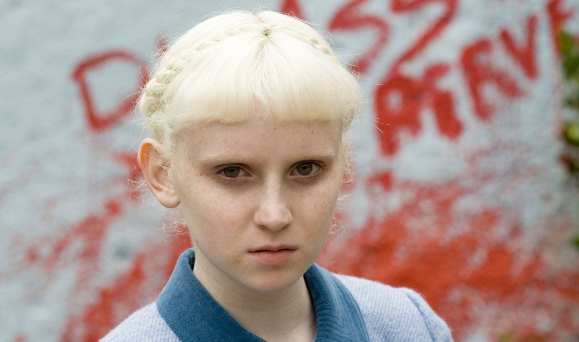 附身剧照的剧照