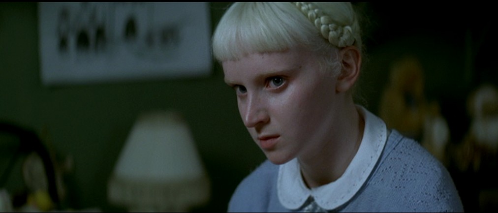 附身剧照的剧照