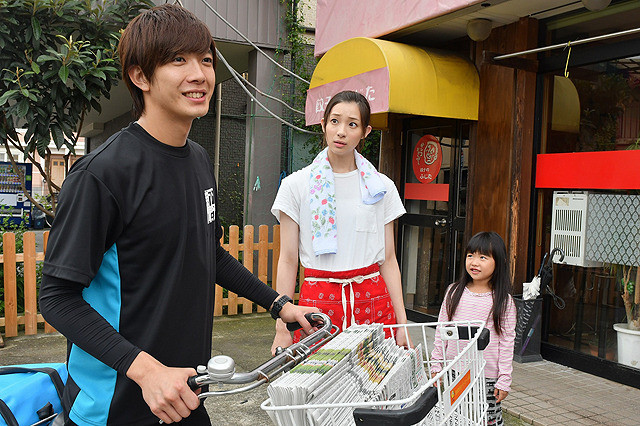 接吻的饺子剧照的剧照