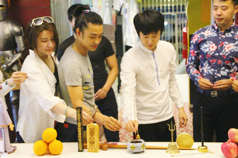 鬼遮眼剧照的剧照