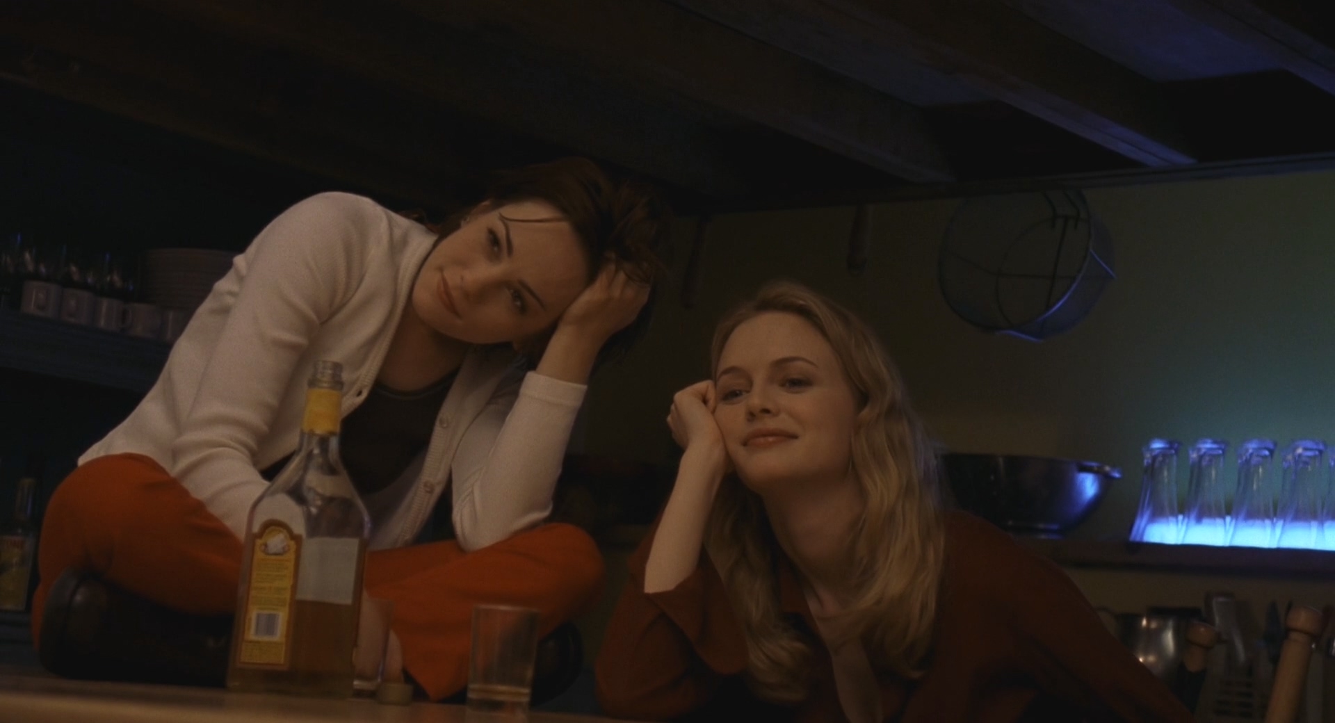 两女一男剧照的剧照