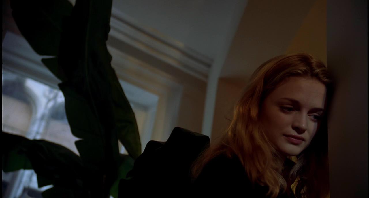 两女一男剧照的剧照