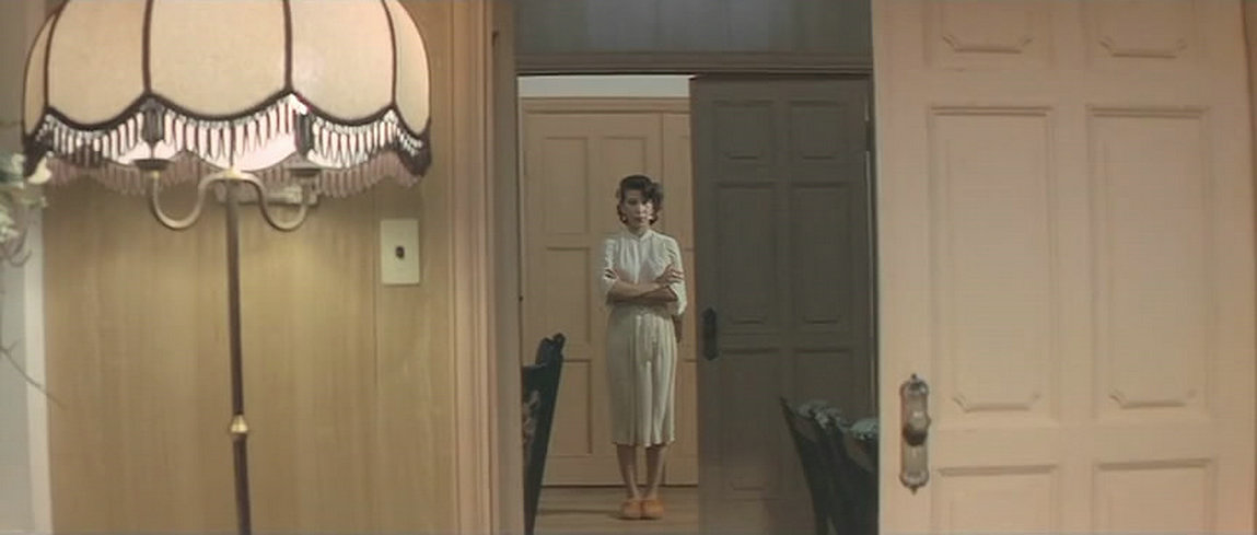 教师 女鹿剧照的剧照