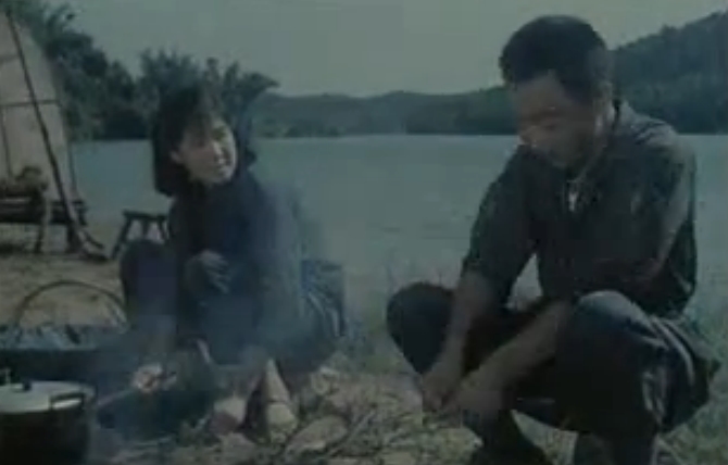 山下是故乡剧照的剧照