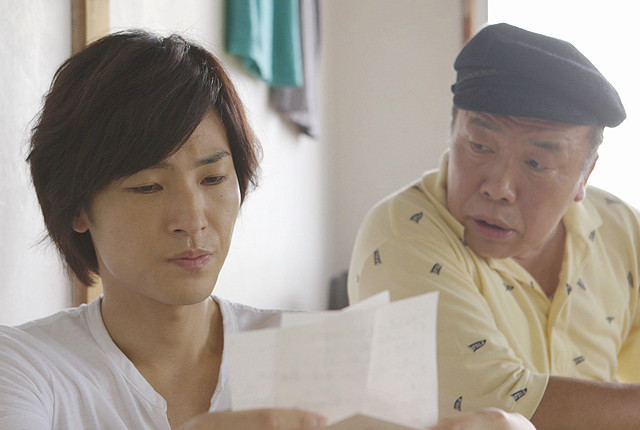 山内惠介・THE歌謡ムービー 昭和歌謡危機一髪！剧照的剧照