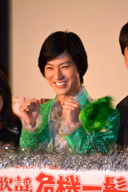 山内惠介・THE歌謡ムービー 昭和歌謡危機一髪！剧照的剧照