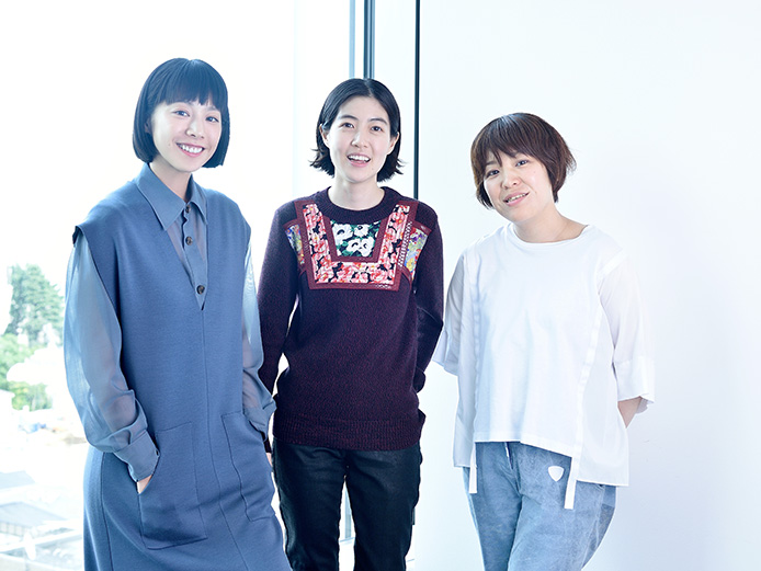 在蓝色时分飞翔剧照的剧照