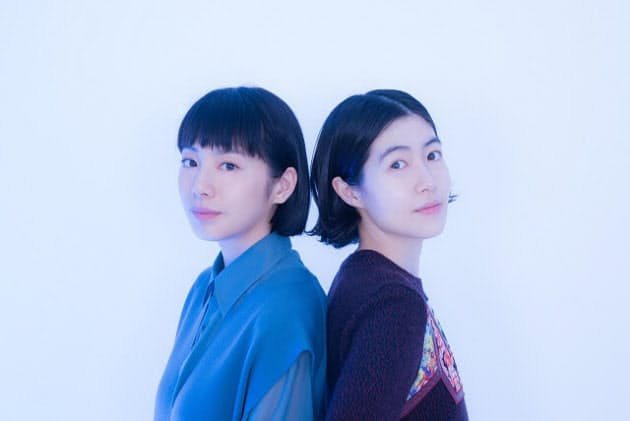 在蓝色时分飞翔剧照的剧照