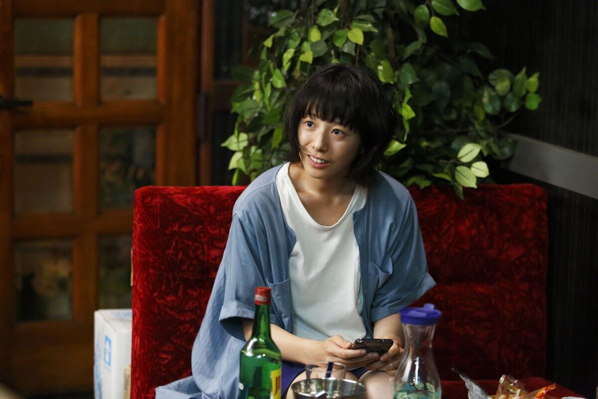 在蓝色时分飞翔剧照的剧照