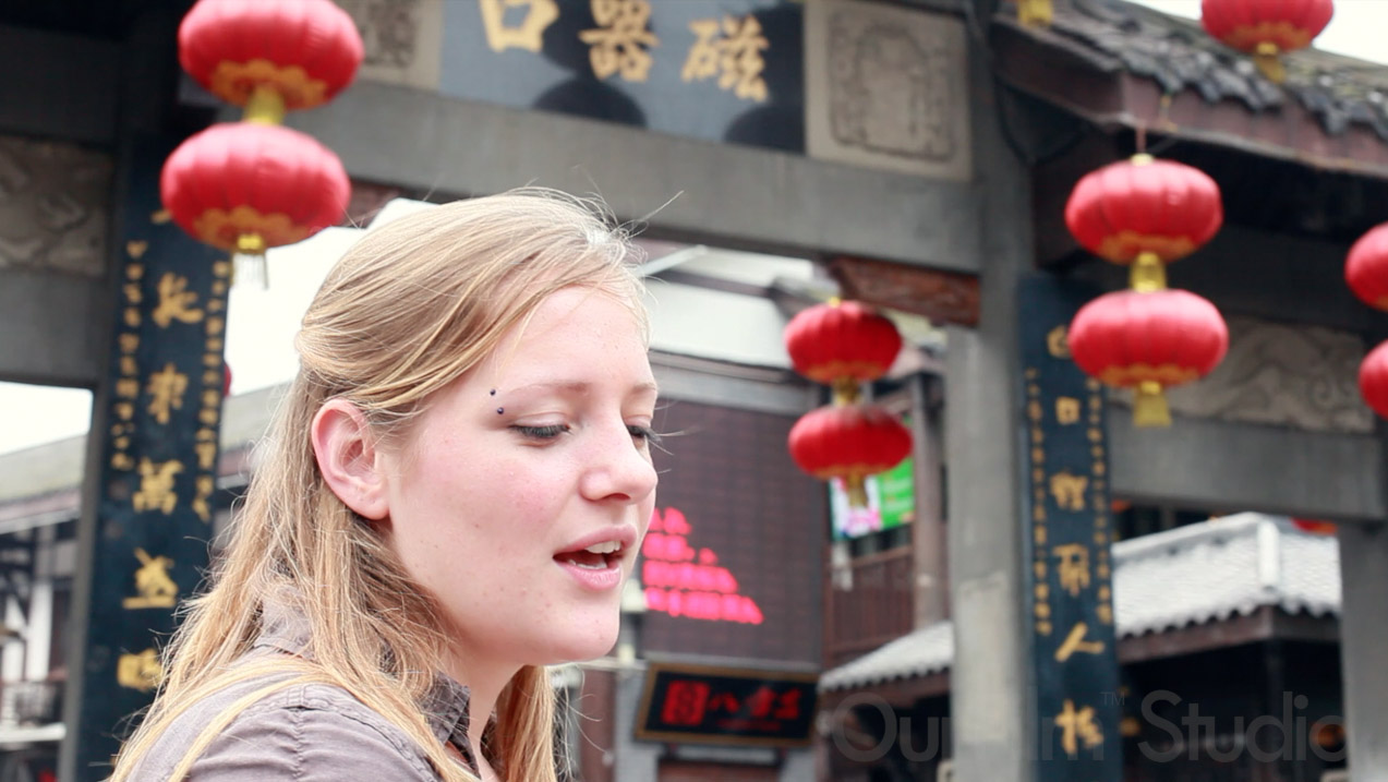 法国女孩在重庆剧照的剧照