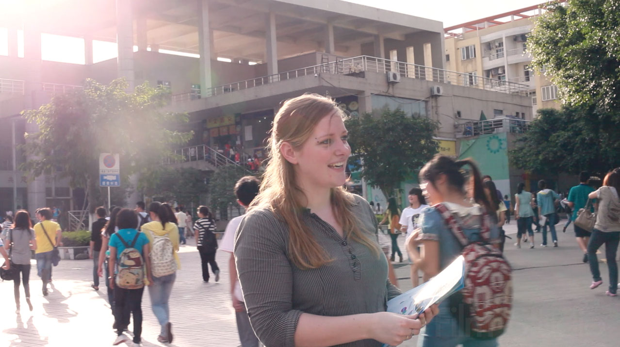 法国女孩在重庆剧照的剧照