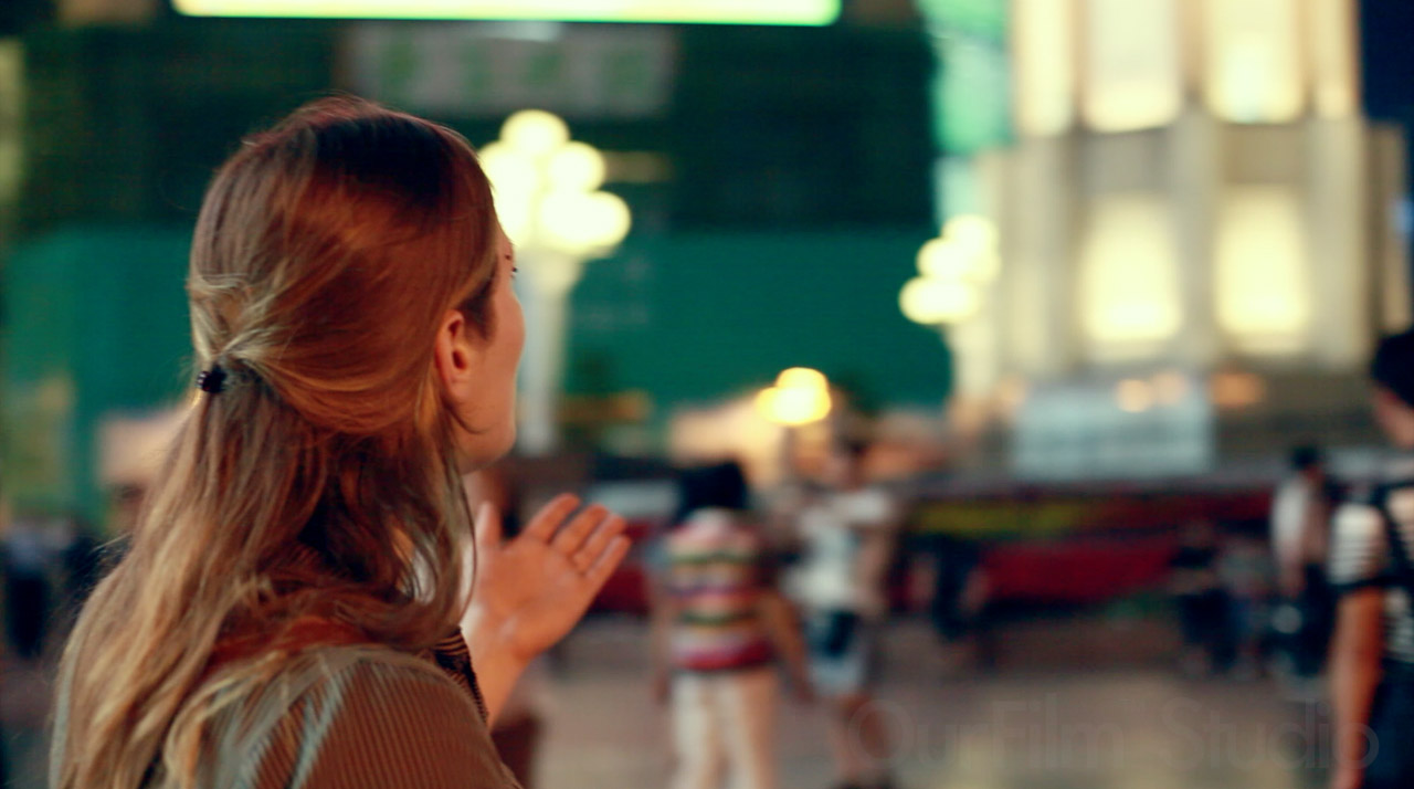 法国女孩在重庆剧照的剧照